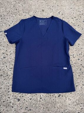 FIGS women V-Neck scrub Tee in Navy Blue M
